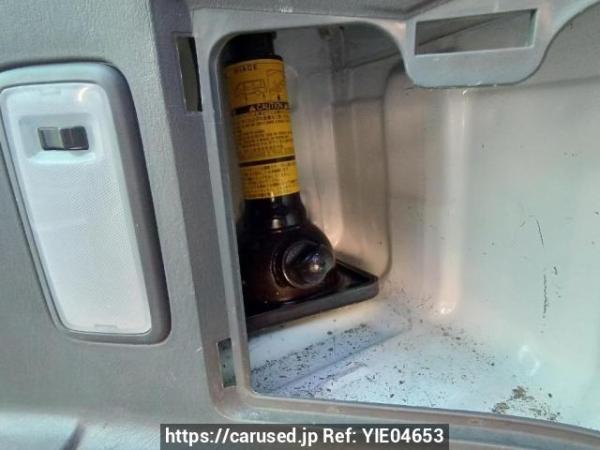 Used 2005 AT toyota hiace-van TRH200K Image[41]