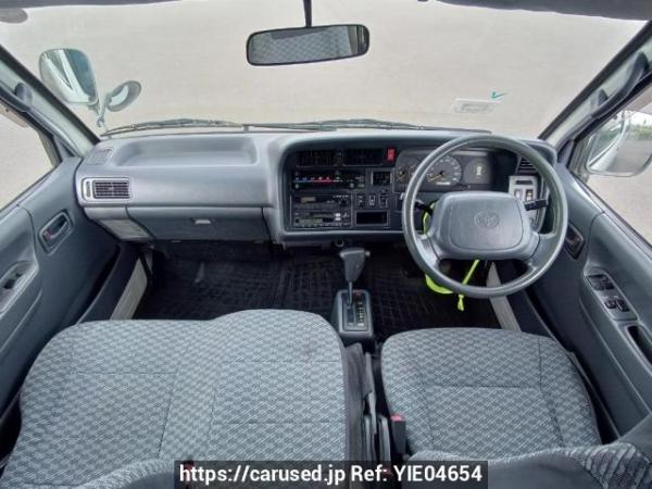 Used 2000 AT toyota hiace-commuter RZH125B Image[16]