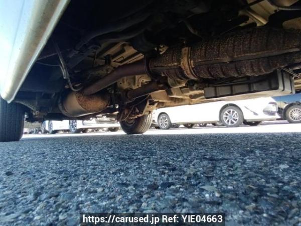 Used 2004 AT toyota hiace-commuter TRH124B Image[29]
