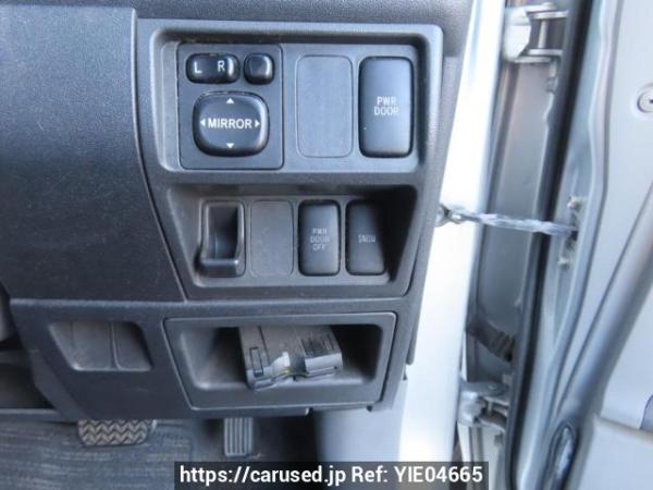 Used 2005 AT toyota sienta NCP81G Image[33]