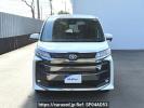 Toyota Noah ZWR90W