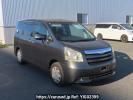 Toyota Noah ZRR70G