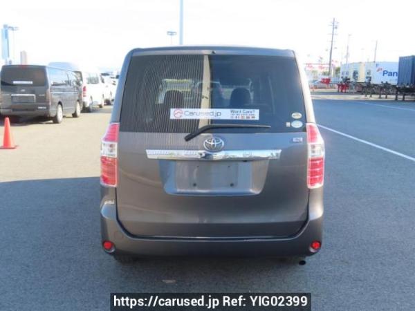 Used 2010 AT toyota noah ZRR70G Image[5]