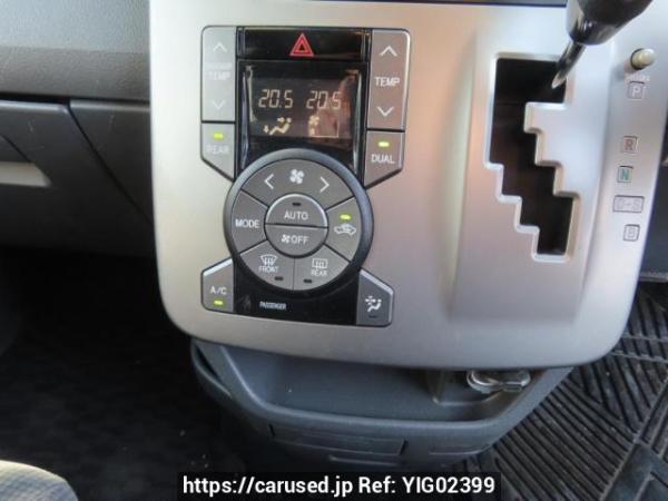 Used 2010 AT toyota noah ZRR70G Image[22]