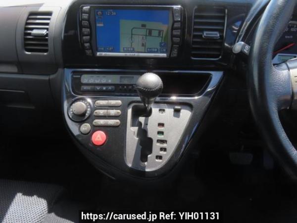 Used 2003 AT toyota wish ZNE10G Image[17]