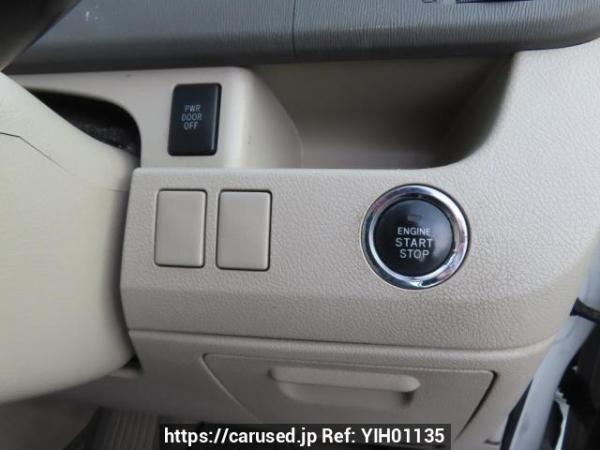 Used 2008 AT toyota noah ZRR70G Image[30]
