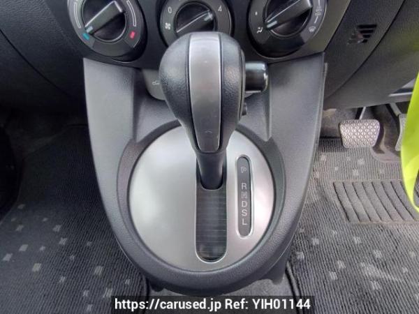 Used 2011 AT mazda demio DE3FS Image[25]