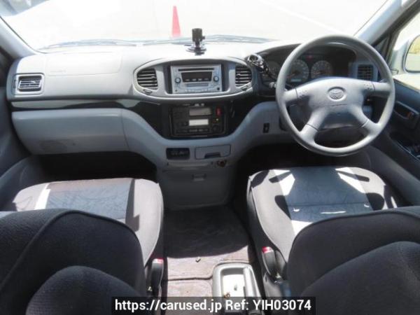 Used 2001 AT toyota regius-wagon RCH41W Image[15]