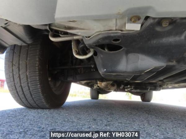 Used 2001 AT toyota regius-wagon RCH41W Image[32]