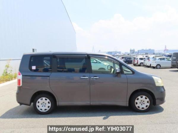 Used 2009 AT toyota noah ZRR70G Image[7]