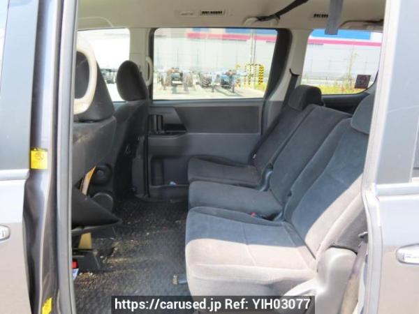 Used 2009 AT toyota noah ZRR70G Image[19]