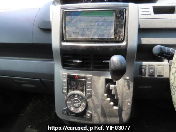 Used 2009 AT toyota noah ZRR70G Image[28]