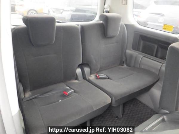 Used 2010 AT toyota noah ZRR70G Image[14]