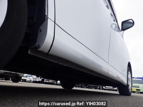 Used 2010 AT toyota noah ZRR70G Image[35]
