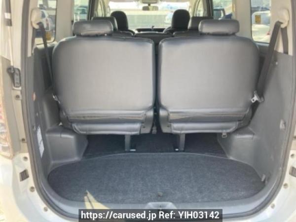 Used 2010 AT toyota voxy ZRR70W Image[8]