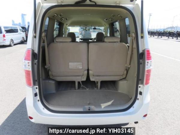 Used 2010 AT toyota noah ZRR70G Image[8]