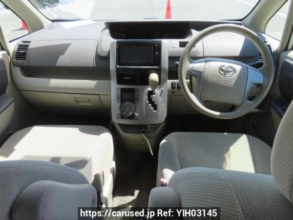 Used 2010 AT toyota noah ZRR70G Image[17]