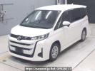 Toyota Noah MZRA90W