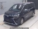 Toyota Voxy ZWR80W