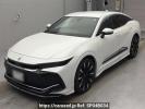 Toyota Crown Crossover TZSH35