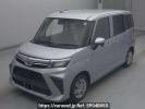 Toyota Roomy M910A