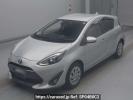 Toyota Aqua NHP10