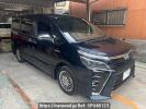 Toyota Voxy ZWR80W