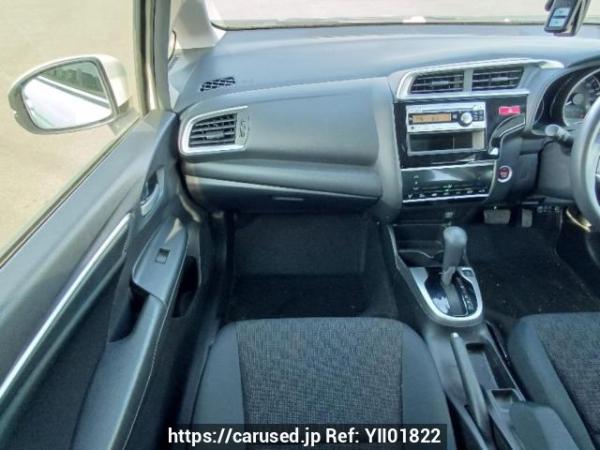 Used 2013 AT honda fit GK4 Image[17]