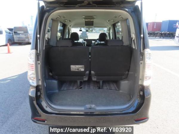 Used 2009 AT toyota voxy ZRR70W Image[8]