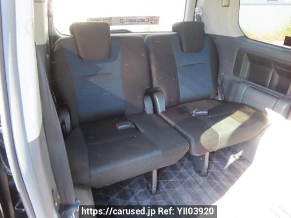 Used 2009 AT toyota voxy ZRR70W Image[15]