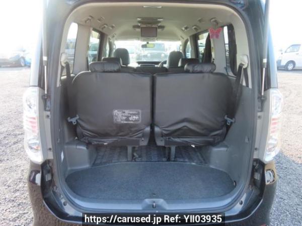 Used 2009 AT toyota voxy ZRR70W Image[8]