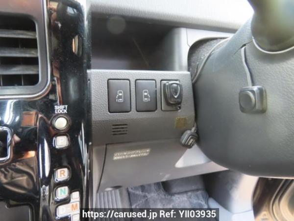 Used 2009 AT toyota voxy ZRR70W Image[32]