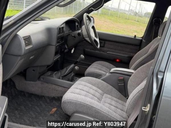 Used 1993 MT toyota hilux-surf LN130W Image[12]