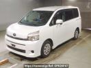 Toyota Voxy ZRR70G