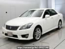 Toyota Crown GRS200