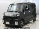 Toyota Pixis Mega LA700A