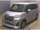 Toyota Roomy M900A