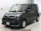 Toyota Roomy M900A