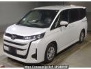 Toyota Noah ZWR90W
