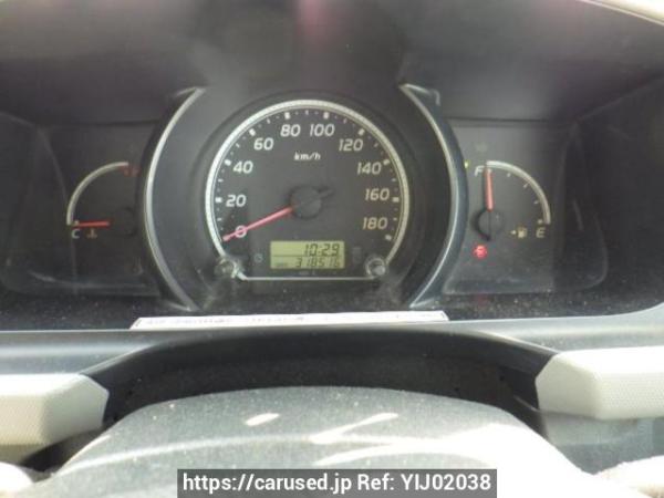 Used 2005 AT toyota regiusace-van KDH200V Image[18]