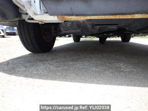 Used 2005 AT toyota regiusace-van KDH200V Image[26]