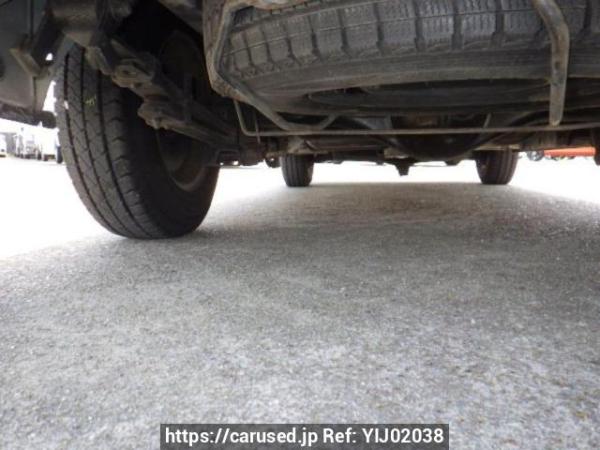 Used 2005 AT toyota regiusace-van KDH200V Image[32]