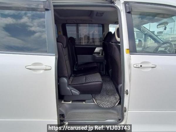 Used 2008 AT toyota noah ZRR70W Image[14]