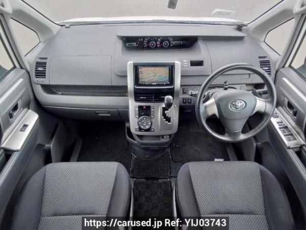 Used 2008 AT toyota noah ZRR70W Image[17]