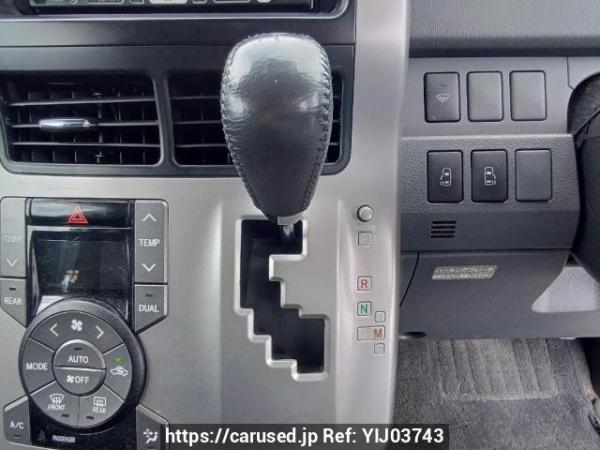 Used 2008 AT toyota noah ZRR70W Image[23]