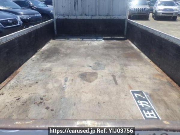 Used 2003 MT mitsubishi canter FE70CB Image[8]