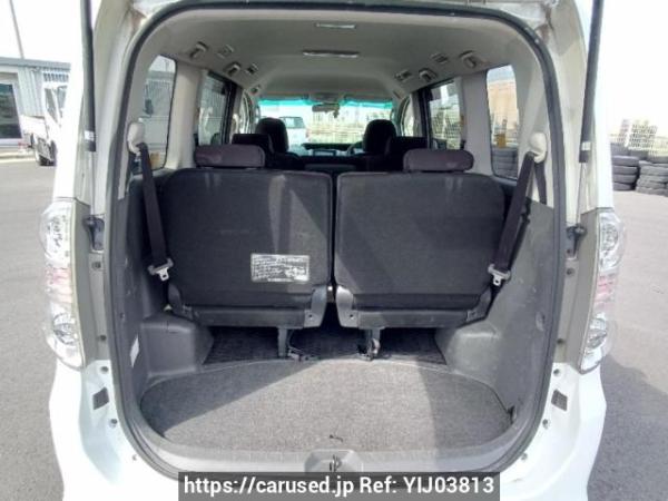 Used 2009 AT toyota voxy ZRR70W Image[8]
