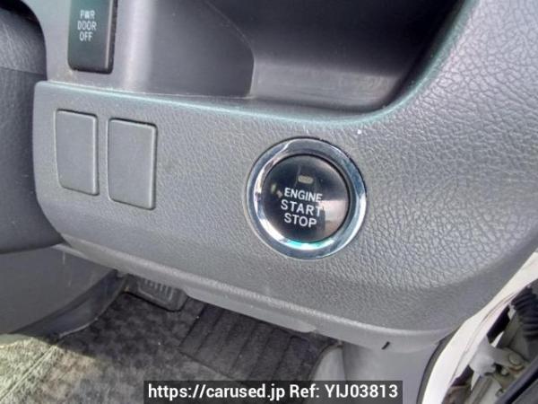 Used 2009 AT toyota voxy ZRR70W Image[26]