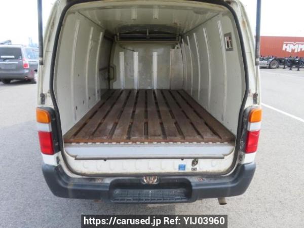 Used 2004 AT toyota hiace-van TRH112V Image[8]