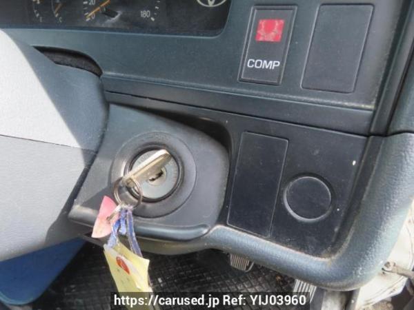 Used 2004 AT toyota hiace-van TRH112V Image[20]